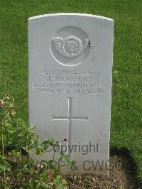 Authuile Military Cemetery - Kemplay, John