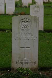 Authuile Military Cemetery - Lammie, William Edward