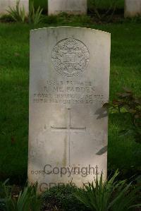 Authuile Military Cemetery - McFadden, R