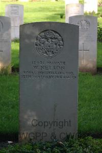 Authuile Military Cemetery - Nelson, W