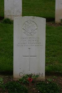 Authuile Military Cemetery - Potts, Thomas William