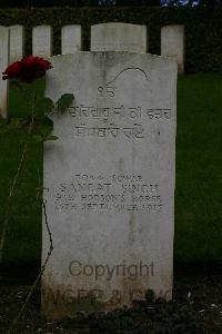 Authuile Military Cemetery - Sangat Singh, 