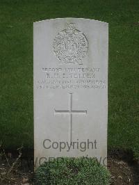 Authuile Military Cemetery - Telfer, Robert Harold Cecil