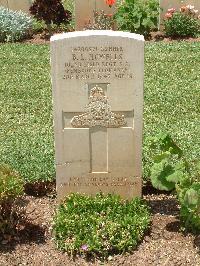 Medjez-El-Bab War Cemetery - Howells, Bernard Leslie