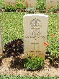 Medjez-El-Bab War Cemetery - Hughes, Frank Henry