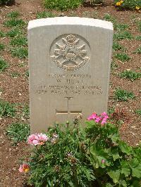 Medjez-El-Bab War Cemetery - Hunt, Wilfred