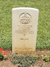 Medjez-El-Bab War Cemetery - Jones, Dennis Herbert