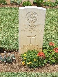 Medjez-El-Bab War Cemetery - Jones, Leonard