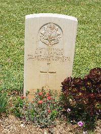 Medjez-El-Bab War Cemetery - Langer, George Edward James