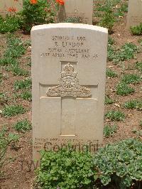 Medjez-El-Bab War Cemetery - Lindop, Roger