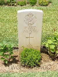 Medjez-El-Bab War Cemetery - Lindsay, Robert