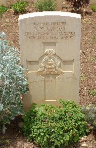 Medjez-El-Bab War Cemetery - Lupton, Richard William