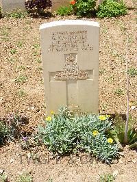 Medjez-El-Bab War Cemetery - MacDonald, George