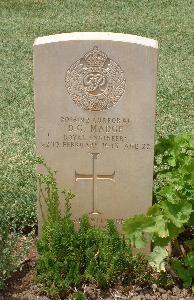 Medjez-El-Bab War Cemetery - Madge, Derek George