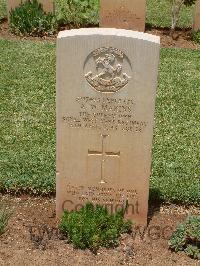 Medjez-El-Bab War Cemetery - Makins, Alfred William