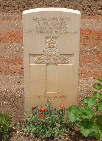 Medjez-El-Bab War Cemetery - McAdams, Andrew