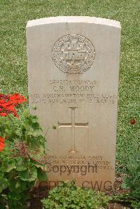 Medjez-El-Bab War Cemetery - Moody, Charles Henry