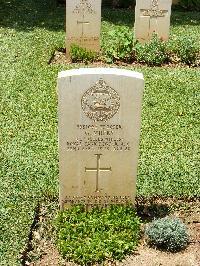 Medjez-El-Bab War Cemetery - Muers, Gerard