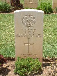 Medjez-El-Bab War Cemetery - Munro, John Robert