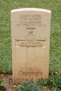 Medjez-El-Bab War Cemetery - Patient, Thomas William