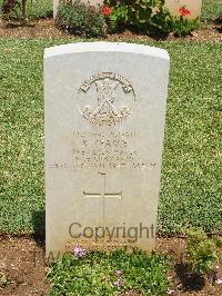 Medjez-El-Bab War Cemetery - Pearce, Kenneth