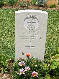 Medjez-El-Bab War Cemetery - Purvis, Raymond Leslie