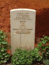 Medjez-El-Bab War Cemetery - Richards, Frederick