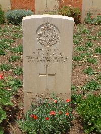 Medjez-El-Bab War Cemetery - Roylance, Roy Leslie