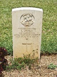 Medjez-El-Bab War Cemetery - Shuker, Leslie