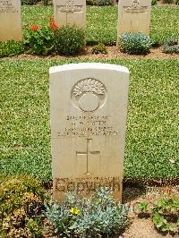 Medjez-El-Bab War Cemetery - Smith, Geoffrey William