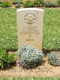 Medjez-El-Bab War Cemetery - Sumner, Jack