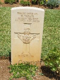 Medjez-El-Bab War Cemetery - Taylor, Harry