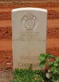 Medjez-El-Bab War Cemetery - Taylor, James Hunter