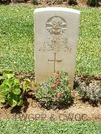 Medjez-El-Bab War Cemetery - Thustain, James George