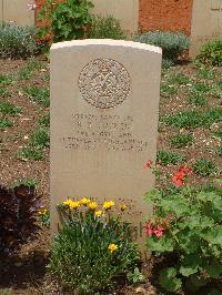 Medjez-El-Bab War Cemetery - Tucker, Ronald Bell