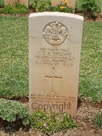 Medjez-El-Bab War Cemetery - Verrent, Colin Howard Hingston