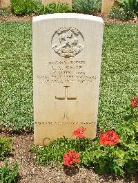 Medjez-El-Bab War Cemetery - White, Charles Roy