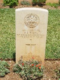 Medjez-El-Bab War Cemetery - Young, Eric Stanley