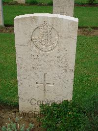 Coriano Ridge War Cemetery - Angus, John Thomas