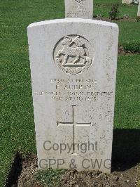 Coriano Ridge War Cemetery - Audrin, E