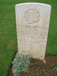 Coriano Ridge War Cemetery - Avery, Cecil