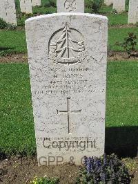 Coriano Ridge War Cemetery - Banks, Harold