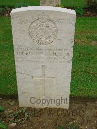 Coriano Ridge War Cemetery - Barton, The Rev. John Godfrey