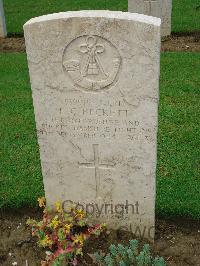 Coriano Ridge War Cemetery - Beckett, Francis Claude