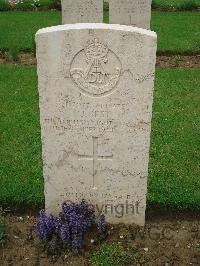 Coriano Ridge War Cemetery - Best, John