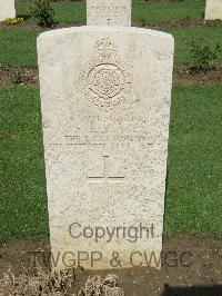 Coriano Ridge War Cemetery - Blake, Edward Ernest