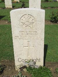 Coriano Ridge War Cemetery - Boatswain, Stanley