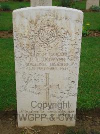 Coriano Ridge War Cemetery - Bowyer, Frank Louis