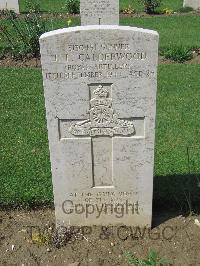 Coriano Ridge War Cemetery - Calderwood, James Love