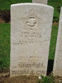 Coriano Ridge War Cemetery - Cleeve, Desmond Maxwell